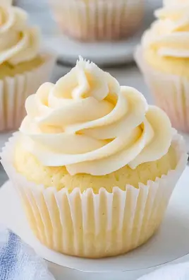 Classic Vanilla Cupcakes
